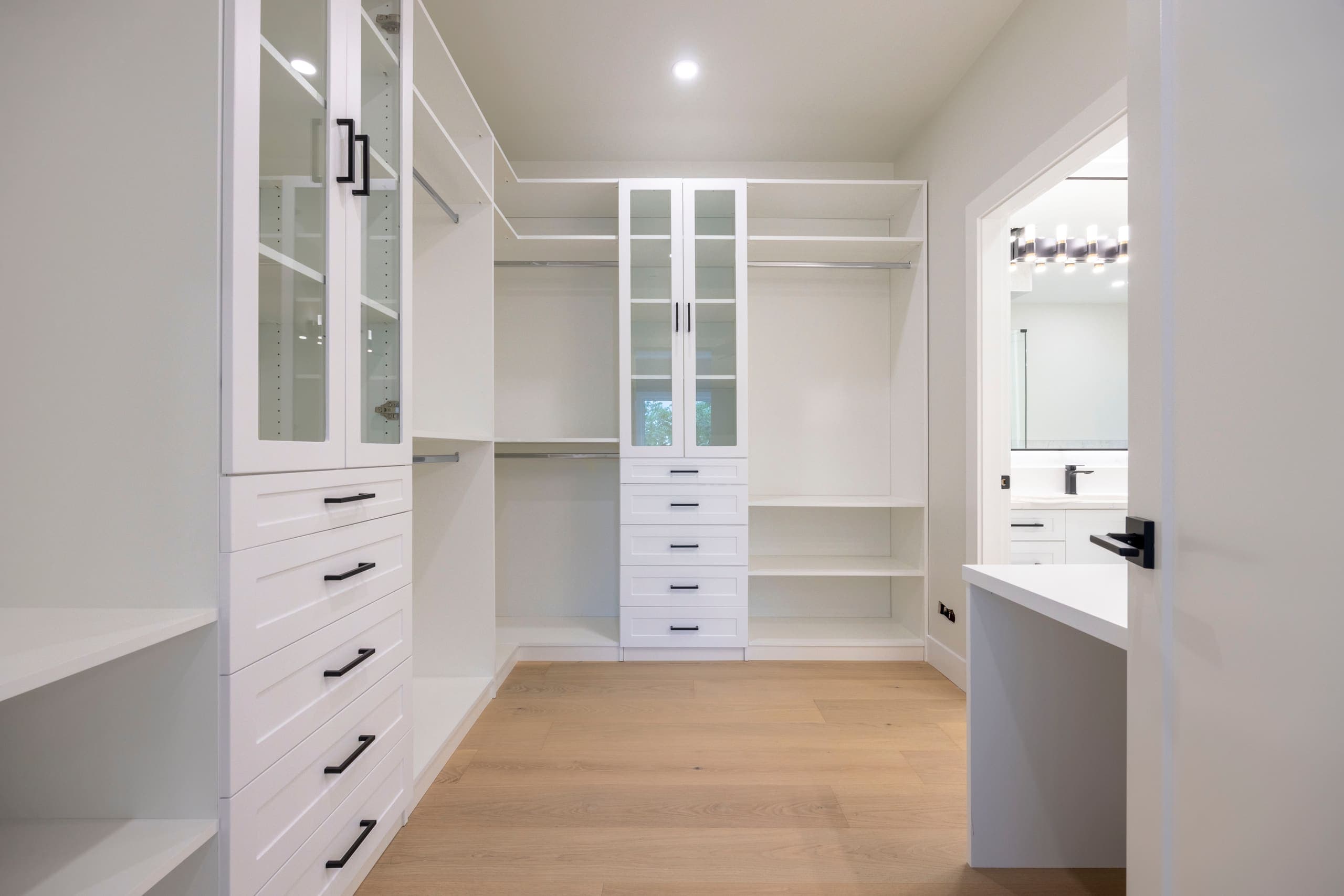 Fitted walk-in dressing room — The Monashee House